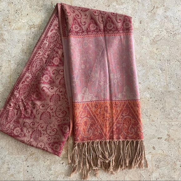 100% Cashmere Scarf - Picture 1 of 3